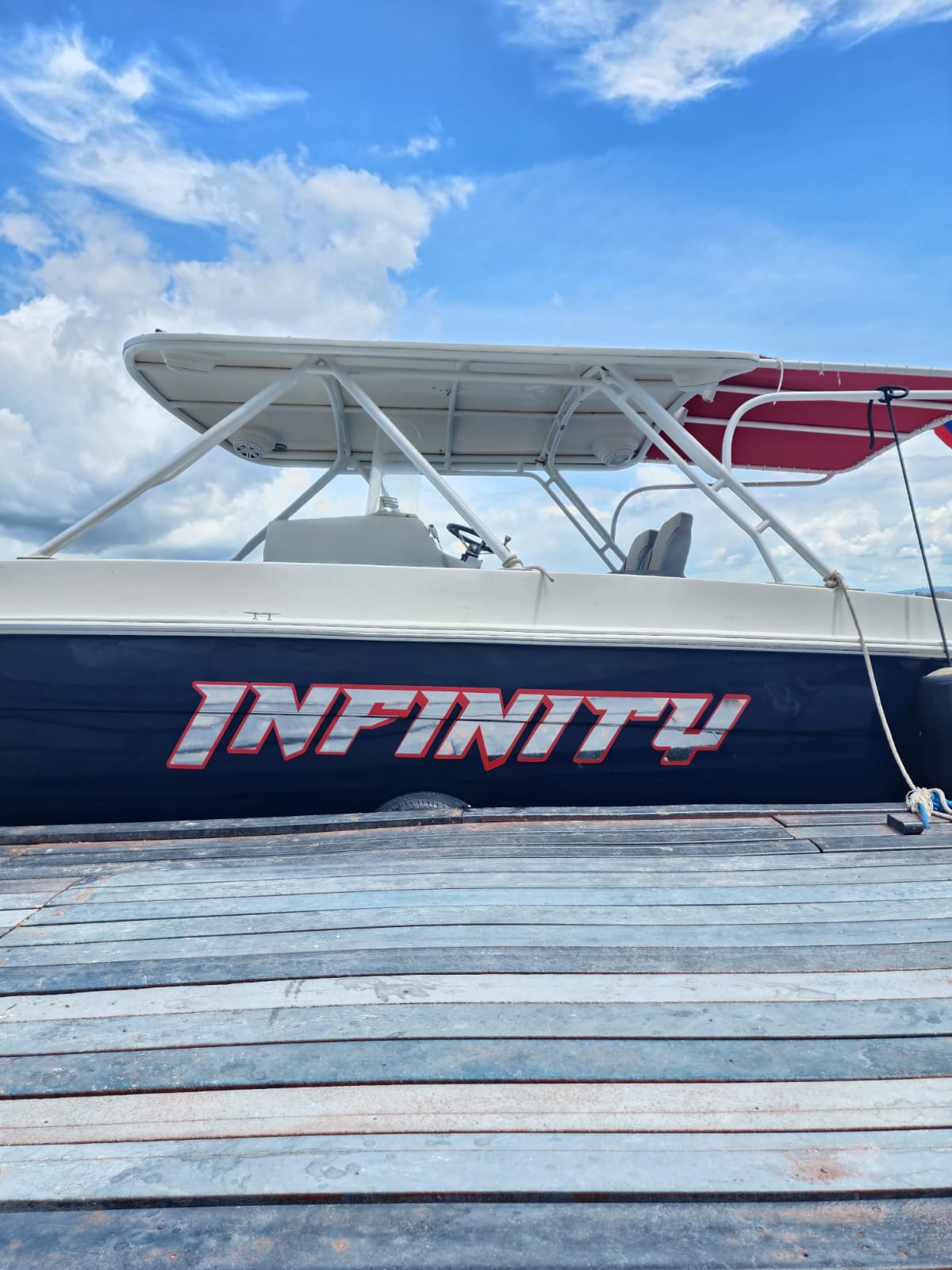 Bote 18 Personas Infinity